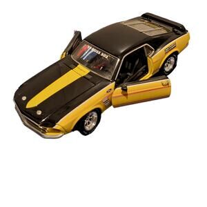 1969 Ford Racer 302 Mustang Offical licensed product Limited Edition Model car